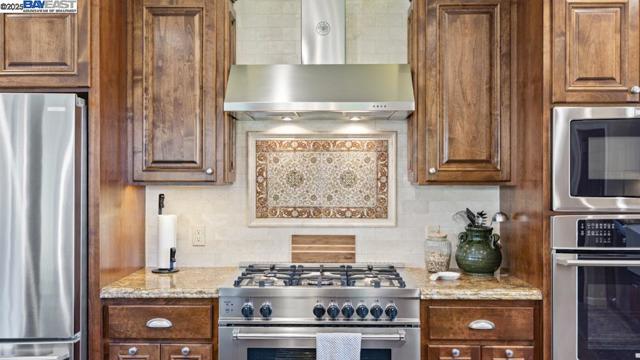 1348 Carlton Pl, Livermore CA: https://media.crmls.org/mediaz/17bee521-8425-4867-a260-f56b76392c07.jpg