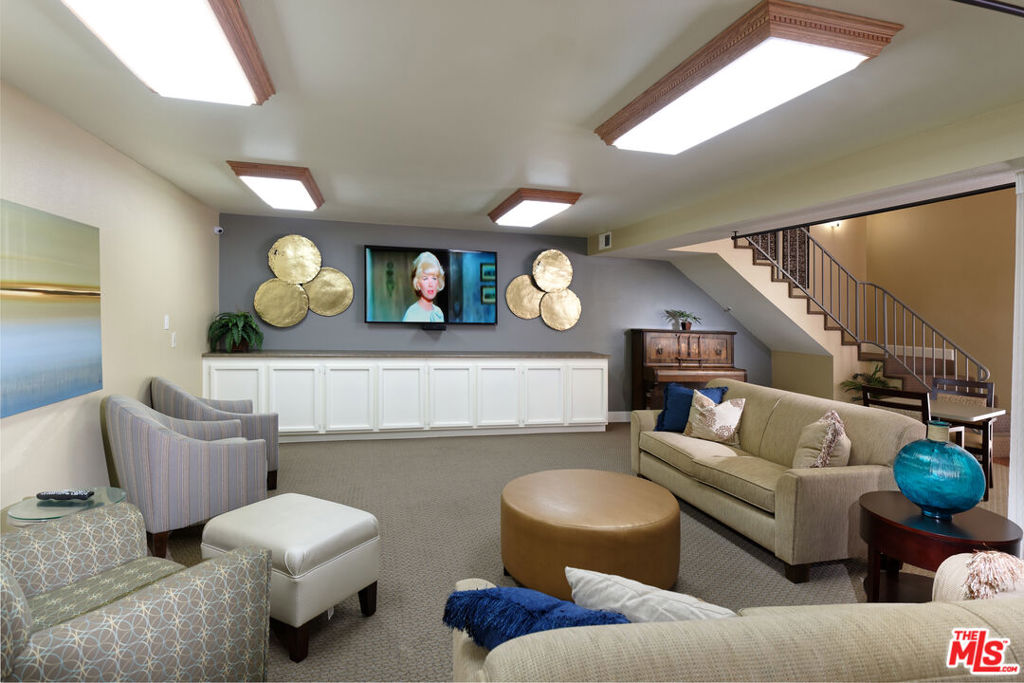 17bfa08b 9ec7 4715 A6bf Bf12cb85b79c