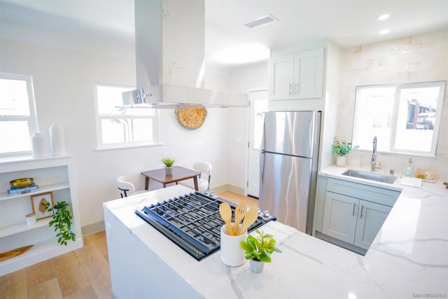 3737 Orange, San Diego CA: https://media.crmls.org/mediaz/17bfc54d-66a6-4dd7-b8d3-421ba7465fd3.jpg