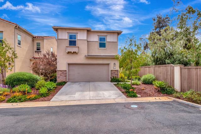 Detail Gallery Image 1 of 1 For 2017 Madrone Ln, Vista,  CA 92084 - 4 Beds | 3/1 Baths