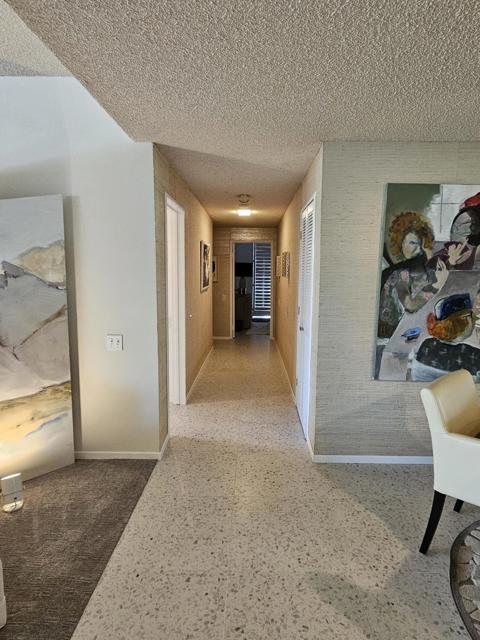 910 Island Drive, Rancho Mirage CA: https://media.crmls.org/mediaz/17c0c970-a939-441a-85be-d3c9f822f429.jpg