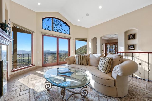 Detail Gallery Image 25 of 69 For 14817 Highland Valley Rd, Escondido,  CA 92025 - 6 Beds | 5 Baths