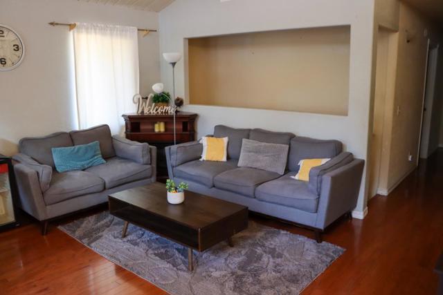 19418 Ferretti Road, Groveland CA: https://media.crmls.org/mediaz/17c0f51d-7f34-4edb-94fc-da6f78638b15.jpg