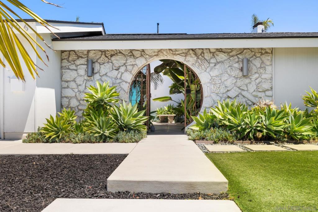 5996 Bounty Street - photo 7