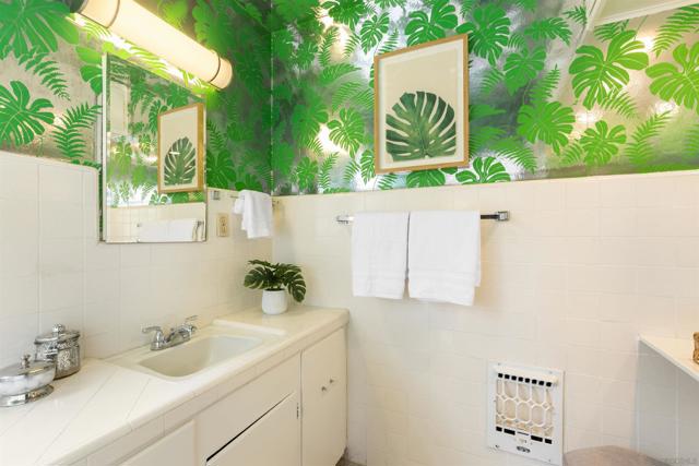 933 Rosecrans, San Diego CA: https://media.crmls.org/mediaz/17c1cdca-9aa5-4156-bba1-c10001832648.jpg
