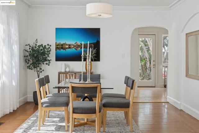 2721 Best Ave., Oakland CA: https://media.crmls.org/mediaz/17c2f125-3186-42bf-a215-e10103102bc3.jpg
