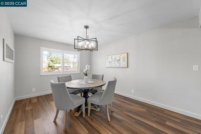 110 Santa Rosa Pl, San Ramon CA: https://media.crmls.org/mediaz/17c3349d-b1e6-447f-b8b3-bc9d5682f4cf.jpg