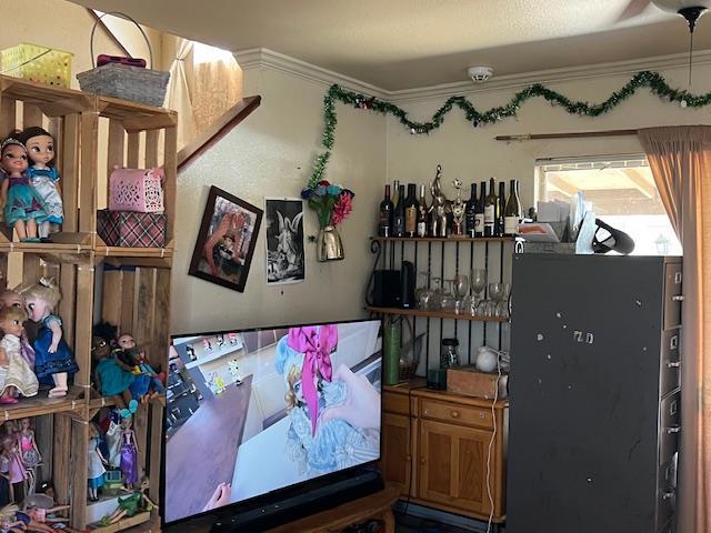 493 Tiburon Place, Soledad CA: https://media.crmls.org/mediaz/17c3aa2e-8f0e-42ab-b160-a296ecff417d.jpg