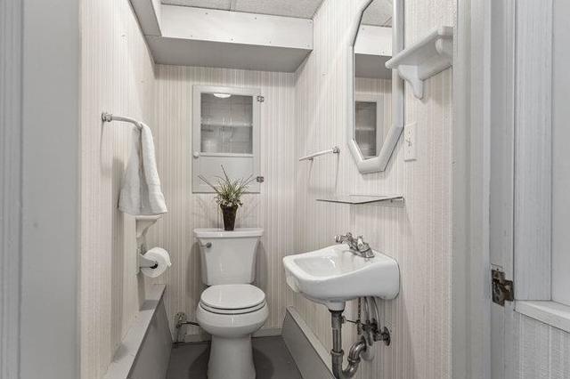 320 Jackson Street, San Mateo CA: https://media.crmls.org/mediaz/17c3ee07-f3ba-4e68-882d-87d0c4f2ca1d.jpg
