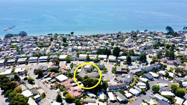 110 Lloyd Court, Aptos CA: https://media.crmls.org/mediaz/17c4c5cd-47a9-4ec8-a75b-cd3b19b8d439.jpg