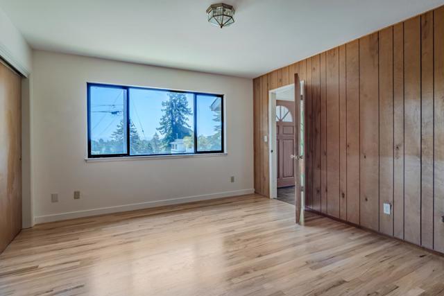 3177 W Ledyard Way, Aptos CA: https://media.crmls.org/mediaz/17c6d494-a35d-4e2a-8cc3-8644e686931b.jpg