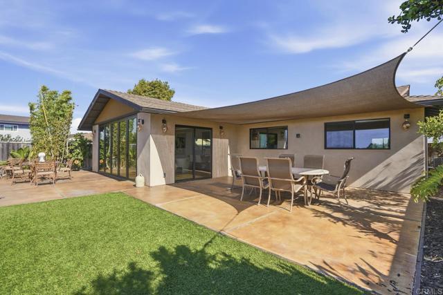 Detail Gallery Image 25 of 32 For 5442 Limerick Ct, San Diego,  CA 92117 - 3 Beds | 2 Baths