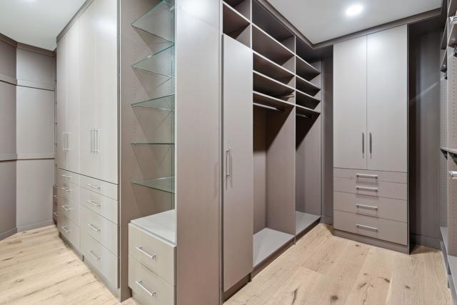 Image 33 of 75 For 9355 Lavell Street