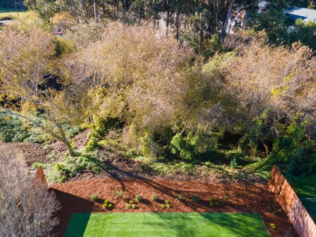 1444 Flores Drive, Pacifica CA: https://media.crmls.org/mediaz/17ca532d-2f21-4fc0-a20a-6fa8ba7ff459.jpg