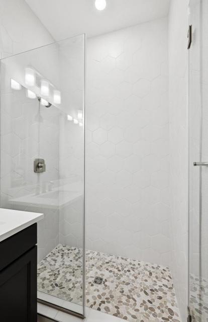 2425 Willow Way, San Mateo CA: https://media.crmls.org/mediaz/17caf7ea-100e-4ec6-bce1-b8ff09b26beb.jpg