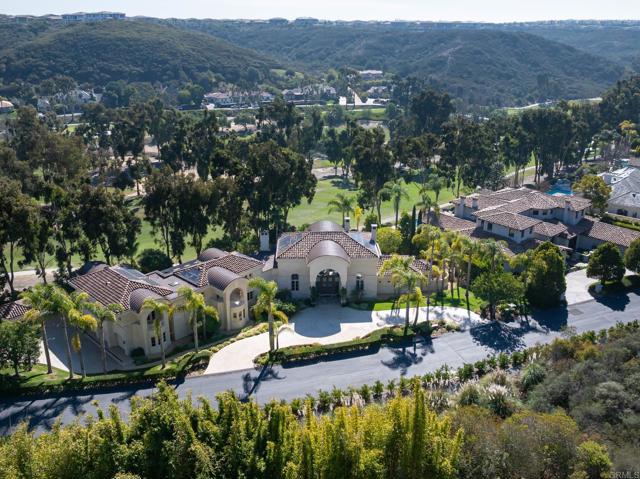 14479 Emerald Lane, Rancho Santa Fe CA: https://media.crmls.org/mediaz/17cc1589-e4a6-4056-862e-b78d3b9f1742.jpg