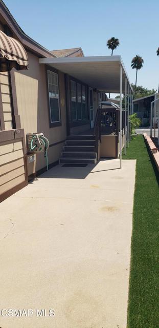 195 Tierra Rejada Road, Simi Valley CA: https://media.crmls.org/mediaz/17ccf60b-832a-4fea-a961-cbc0ea48f06b.jpg