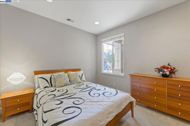 3055 Hastings Way, San Ramon CA: https://media.crmls.org/mediaz/17cd05ed-6591-4ef7-9e71-29985f8ac7ff.jpg