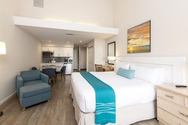 307 Seascape Resort Drive, Aptos CA: https://media.crmls.org/mediaz/17cd43e8-af84-49d4-83da-f1c7f0673e95.jpg