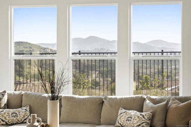1417 Apex Place, Escondido CA: https://media.crmls.org/mediaz/17cde269-b038-45e2-b206-1cf53e36192d.jpg