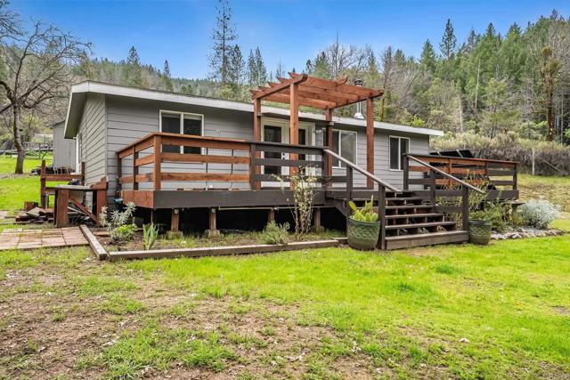 Detail Gallery Image 1 of 61 For 17521 Eel River Rd, Potter Valley,  CA 95469 - 3 Beds | 2 Baths
