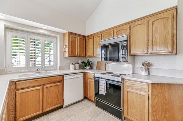 7530 Morevern Circle, San Jose CA: https://media.crmls.org/mediaz/17cf7630-7615-4c8f-8858-21b2da23d5ba.jpg