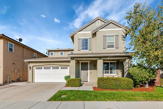 9565 Grande Drive, Gilroy CA: https://media.crmls.org/mediaz/17d0c000-db8d-4e87-8c44-19bae3342797.jpg