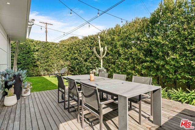 2736 Armacost Avenue, Los Angeles CA: https://media.crmls.org/mediaz/17d0d345-81da-49be-ab62-b6ae6c8ff257.jpg
