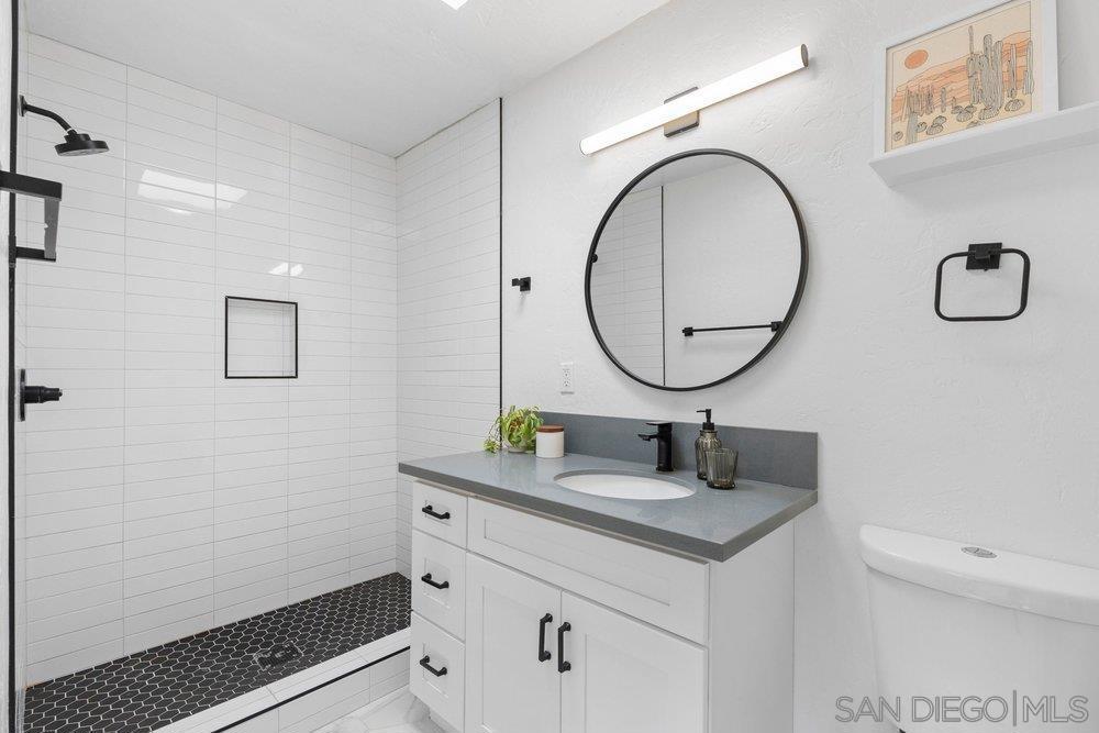 725 Teaberry St - photo 8