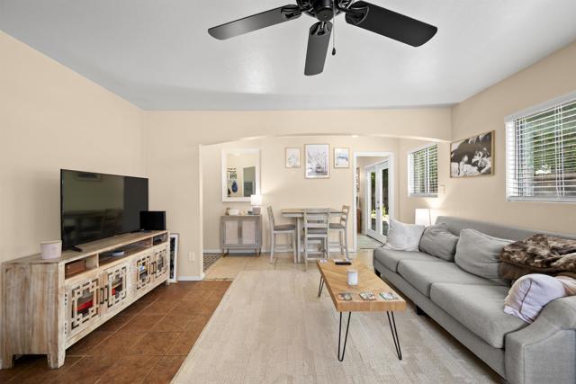 3527 Mississippi St, San Diego CA: https://media.crmls.org/mediaz/17d11627-8de8-4b24-bad5-eb5dad3b7d13.jpg