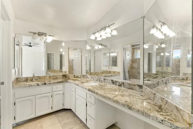 2332 Back Nine St, Oceanside CA: https://media.crmls.org/mediaz/17d14058-fa63-40e9-9231-31034c48ea9d.jpg