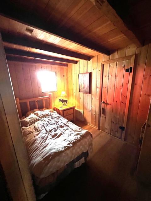 3679 Alder Avenue, South Lake Tahoe CA: https://media.crmls.org/mediaz/17d1ce25-1339-4661-94df-1eb82ee61d09.jpg