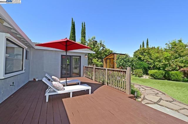 1492 Windsor Way, Livermore CA: https://media.crmls.org/mediaz/17d2347c-46a1-47c1-ad9a-4bb58bc2ab72.jpg