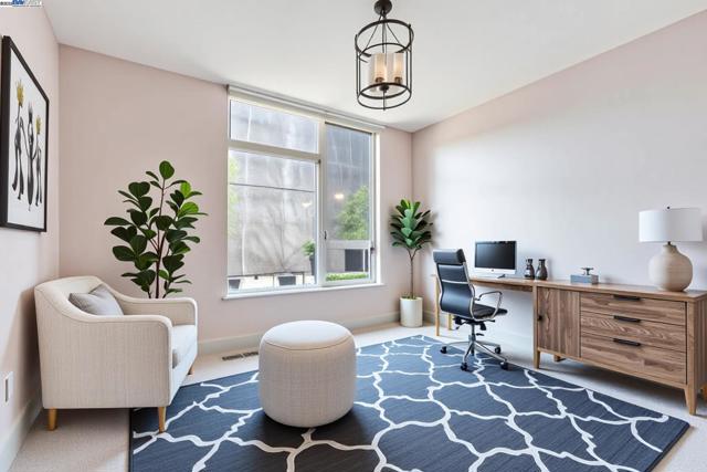 630 Thomas L Berkley Way, Oakland CA: https://media.crmls.org/mediaz/17d23e30-bfac-4622-acfb-79efcacd48c4.jpg
