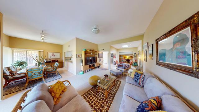 72350 Rim Drive, Palm Desert CA: https://media.crmls.org/mediaz/17d3a2f6-280e-42d2-b462-beed5544cb73.jpg