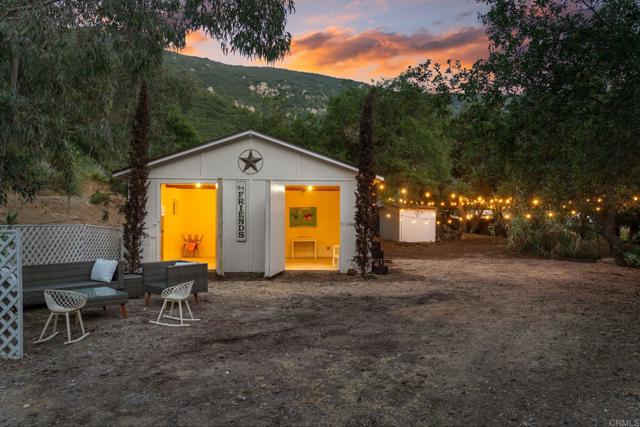 9115 Harmony Grove Road, Escondido CA: https://media.crmls.org/mediaz/17d3b354-9089-486b-a4cd-e3936c466976.jpg