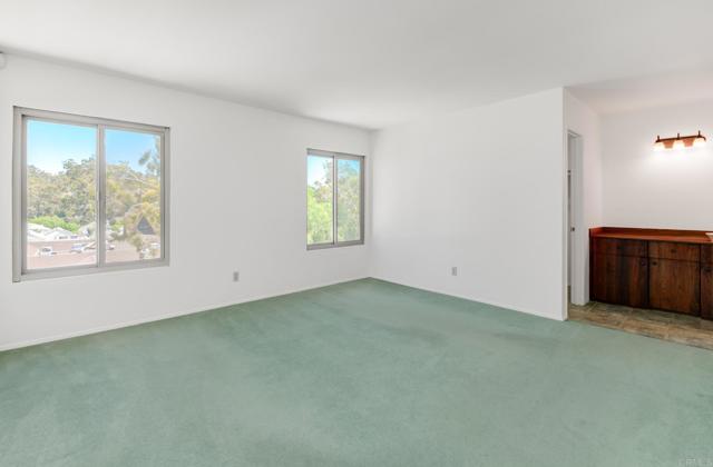 3726 Fairlindo Way, National City CA: https://media.crmls.org/mediaz/17d3b5a8-d099-4076-aa96-6f461c84565e.jpg