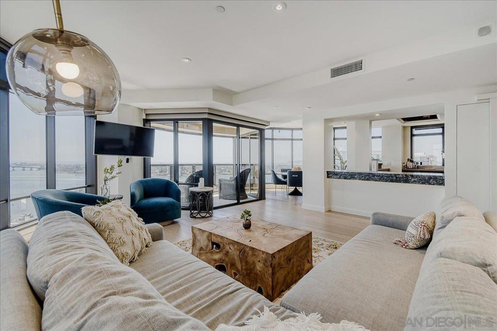 200 Harbor Drive - photo 6