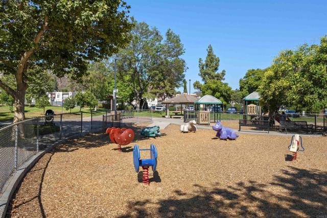10347 WOODROSE AVE, Santee CA: https://media.crmls.org/mediaz/17d51efa-ff49-4e27-bdbc-96023ad19f55.jpg