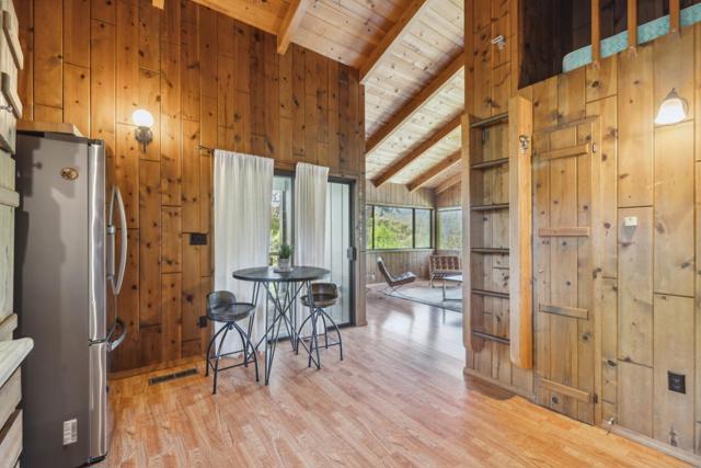 240 Buck Knoll Road, Boulder Creek CA: https://media.crmls.org/mediaz/17d53e7b-27d7-4c87-96be-9b490d86ff68.jpg