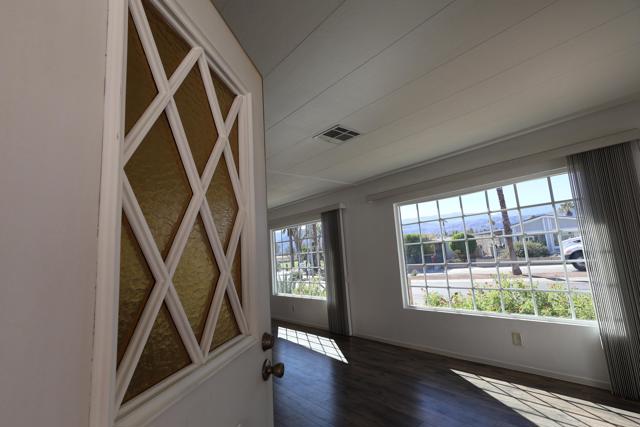 39880 Palm Greens Parkway, Palm Desert CA: https://media.crmls.org/mediaz/17d627f5-53fe-47af-9bfd-22cdb8589193.jpg