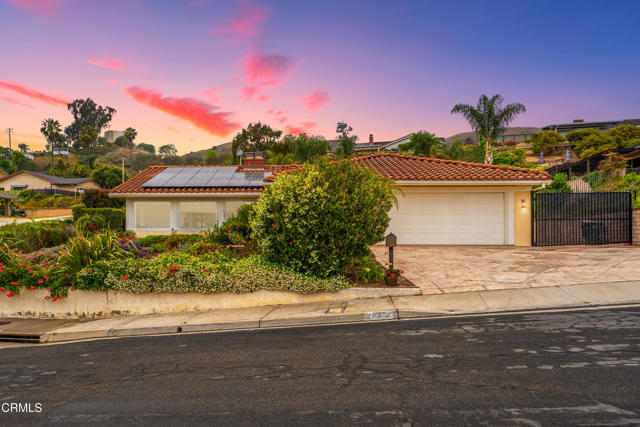 7017 Sonora Court, Ventura CA: https://media.crmls.org/mediaz/17d67927-ef19-453d-9330-1b3cdca182b8.jpg