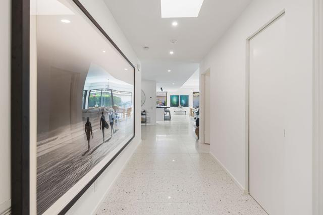 133 Columbia Drive, Rancho Mirage CA: https://media.crmls.org/mediaz/17d75718-7b76-4a14-a4ae-3340a361f263.jpg