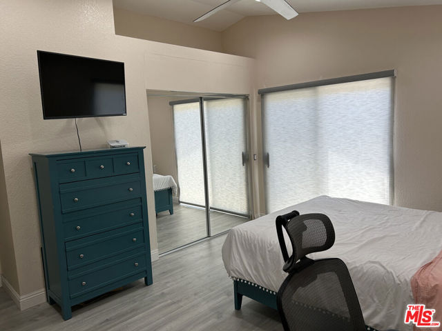 14179 Long View Drive, Fontana CA: https://media.crmls.org/mediaz/17d7dbe0-22ee-468d-89d5-631d9b1f185f.jpg