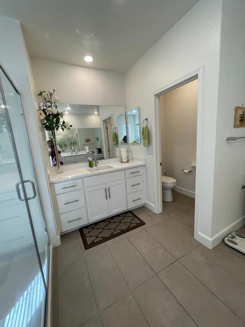 2532 Azalea Avenue, Tracy CA: https://media.crmls.org/mediaz/17d81908-629c-4ce2-8abb-a5a461769da4.jpg