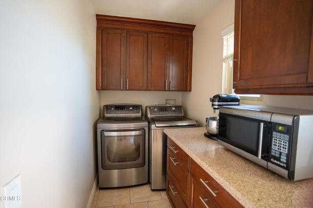 31123 Village 31, Camarillo CA: https://media.crmls.org/mediaz/17d9140a-d61d-4efa-9ab5-6816250c8b0e.jpg