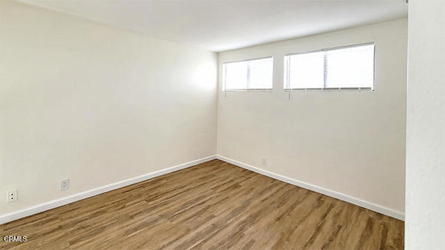 2977 Harbor Boulevard, Oxnard CA: https://media.crmls.org/mediaz/17d91563-f4e3-40fa-bfd3-047c35006d40.jpg
