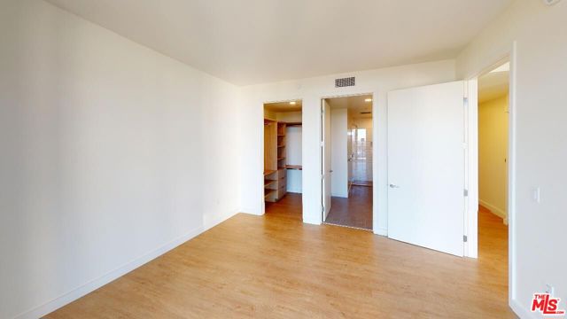 11750 Wilshire Boulevard, Los Angeles CA: https://media.crmls.org/mediaz/17db0d4e-76db-4099-a69c-33da11ce3190.jpg
