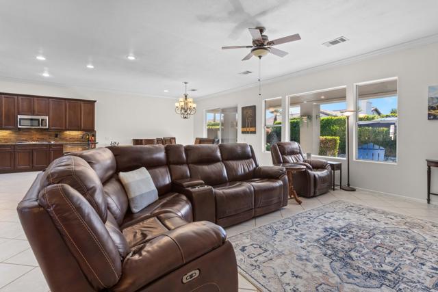 74629 Lavender Way, Palm Desert CA: https://media.crmls.org/mediaz/17dd3d49-c05f-4d38-a6df-d13aa5ca1be2.jpg