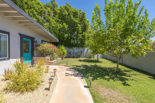 515 N Calle Marcus, Palm Springs CA: https://media.crmls.org/mediaz/17de2f5c-a04a-44b6-9e85-9d197efcfd0d.jpg
